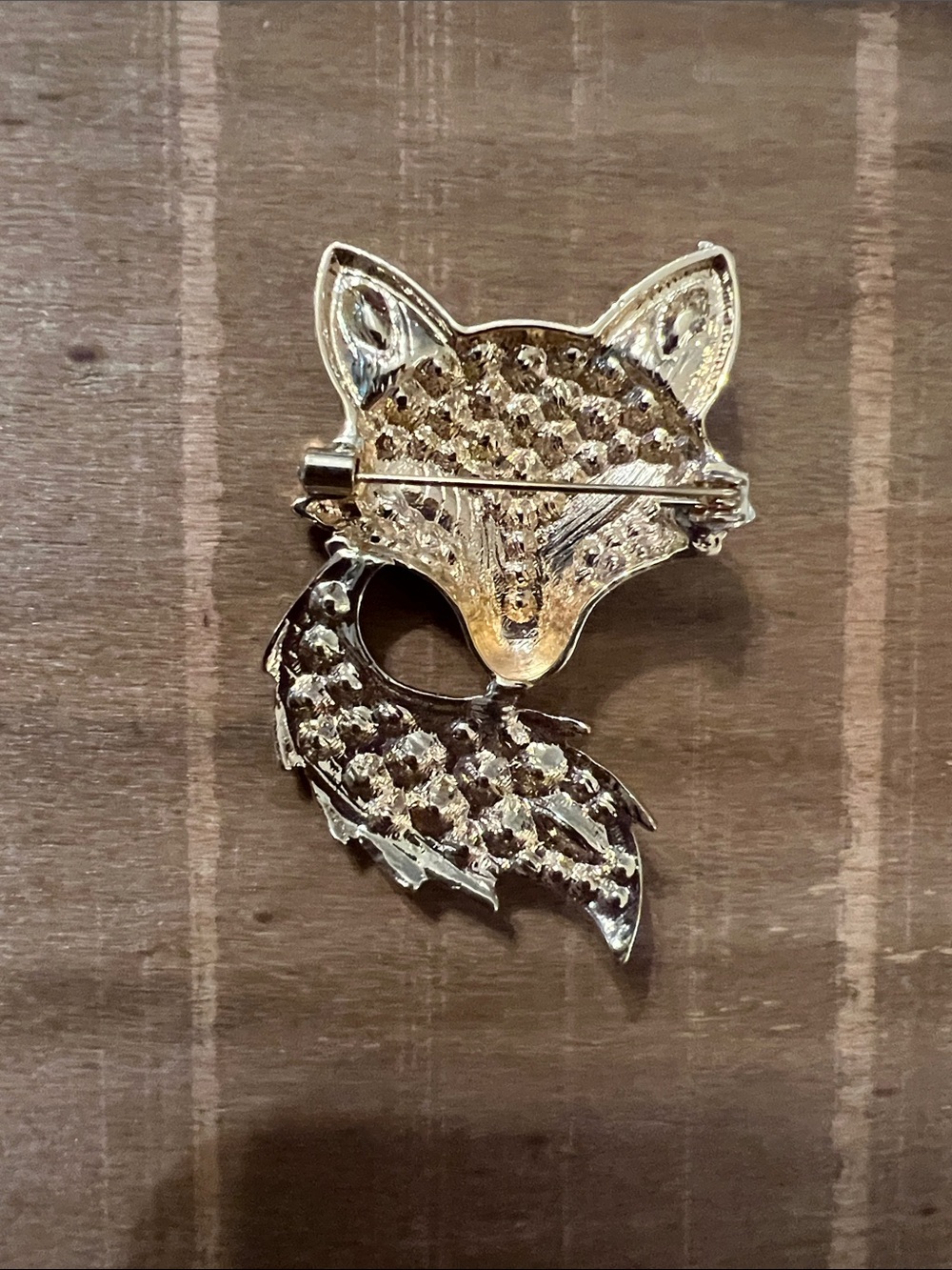 3/$18 Gold Fox Crystal Brooch Lot 273 - Picture 4 of 6